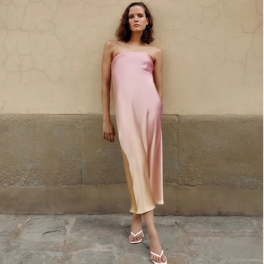 Zara STRAPLESS SATIN EFFECT DRESS